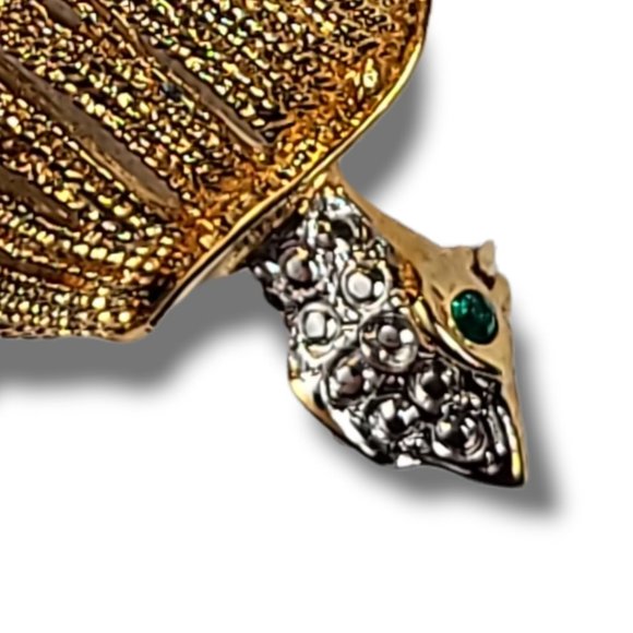 Vintage 90's Brooch Sea Turtle Gold and Silver Tone Finishes - Picture 5 of 6